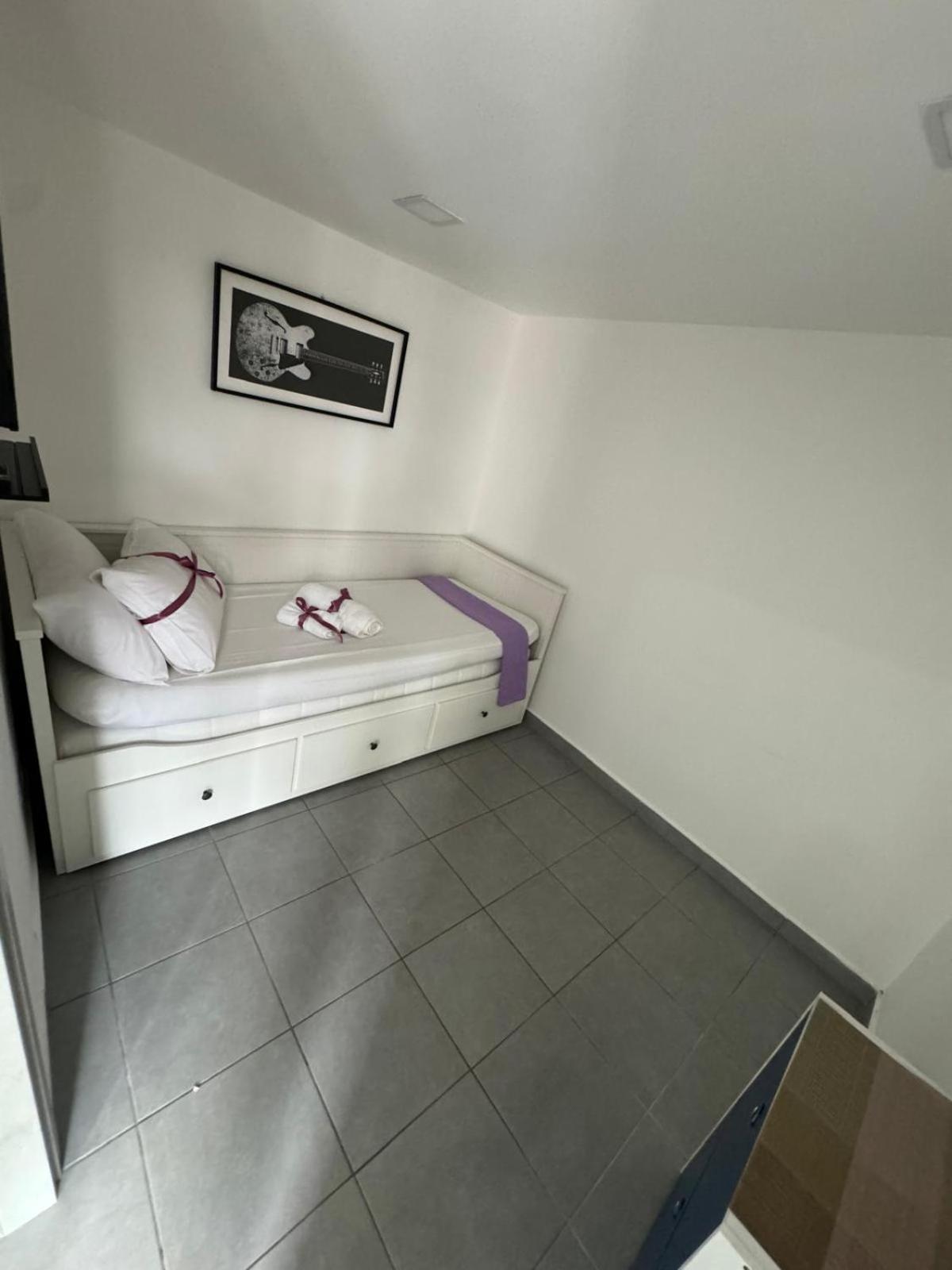 A' Casarell' Naples